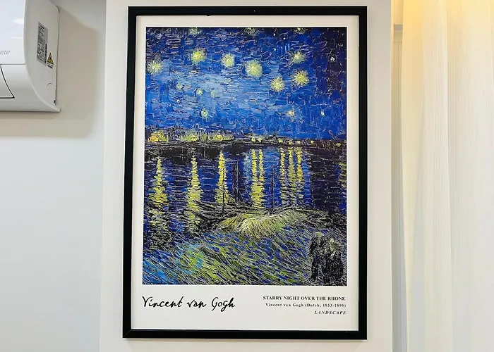 8 High-speed Internet Smart Tv Air Conditioned